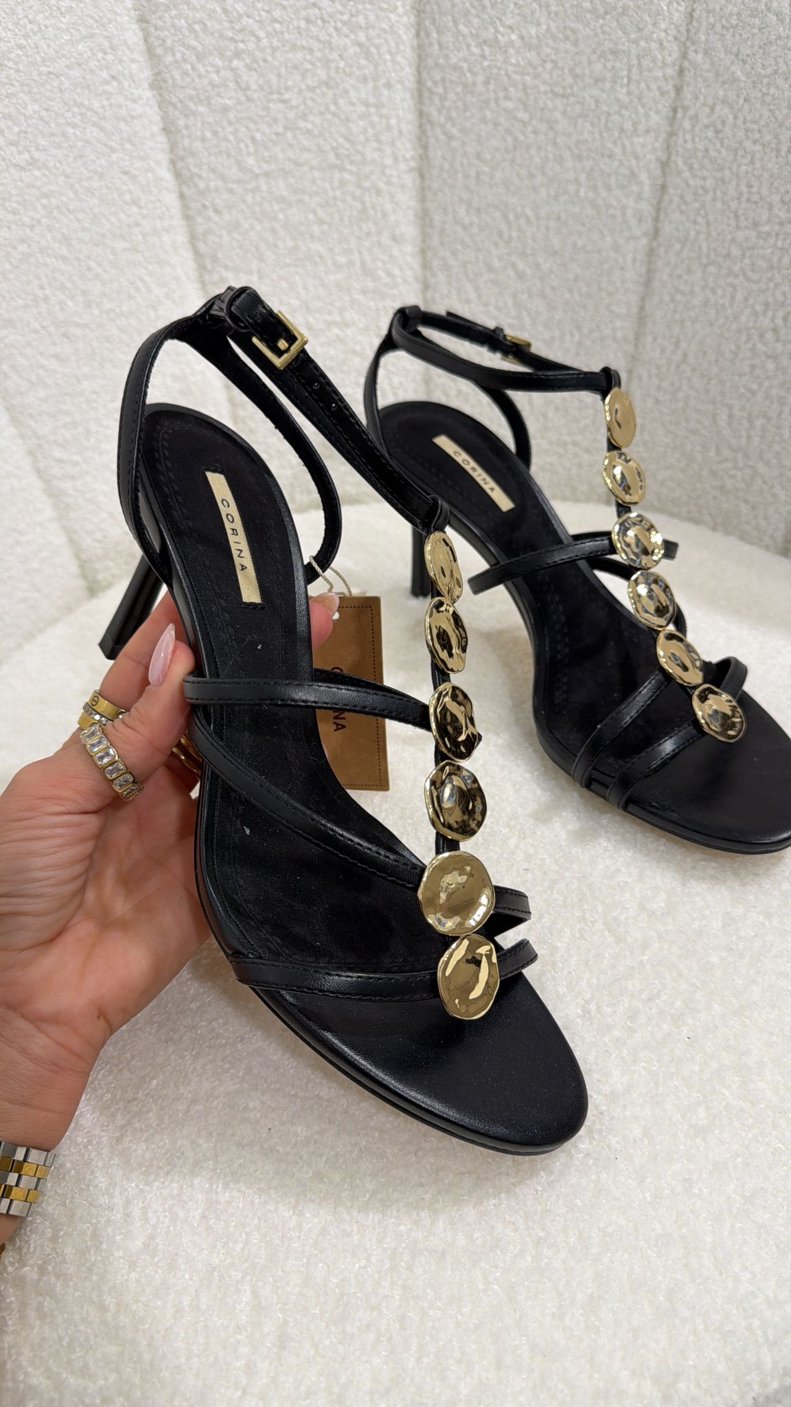 Sandália Chic Medals - Corina
