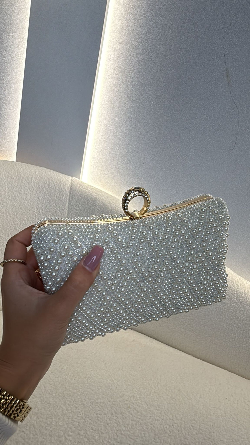 Pearl Ring Clutch