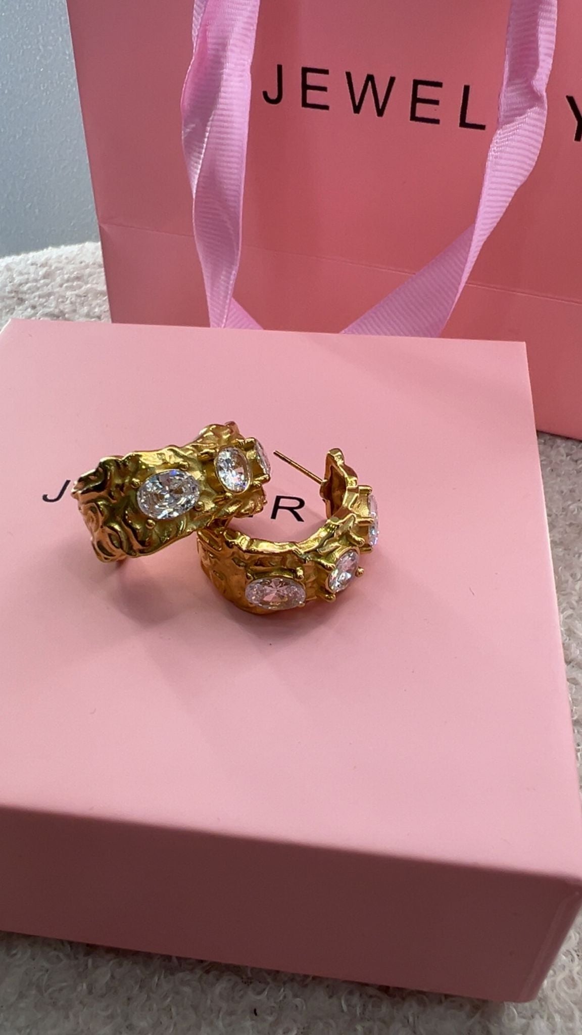 Brincos Semi-Argolas