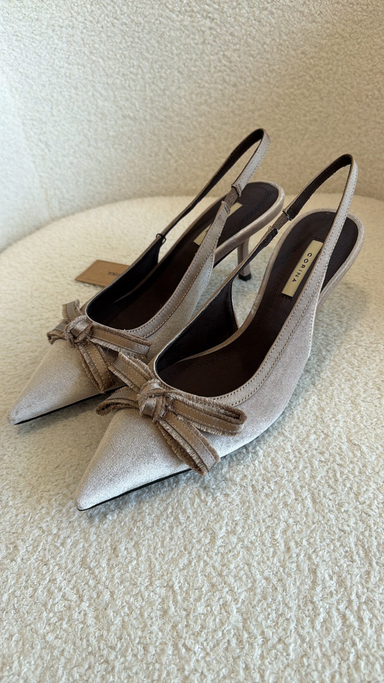 Sapato de Veludo – Corina