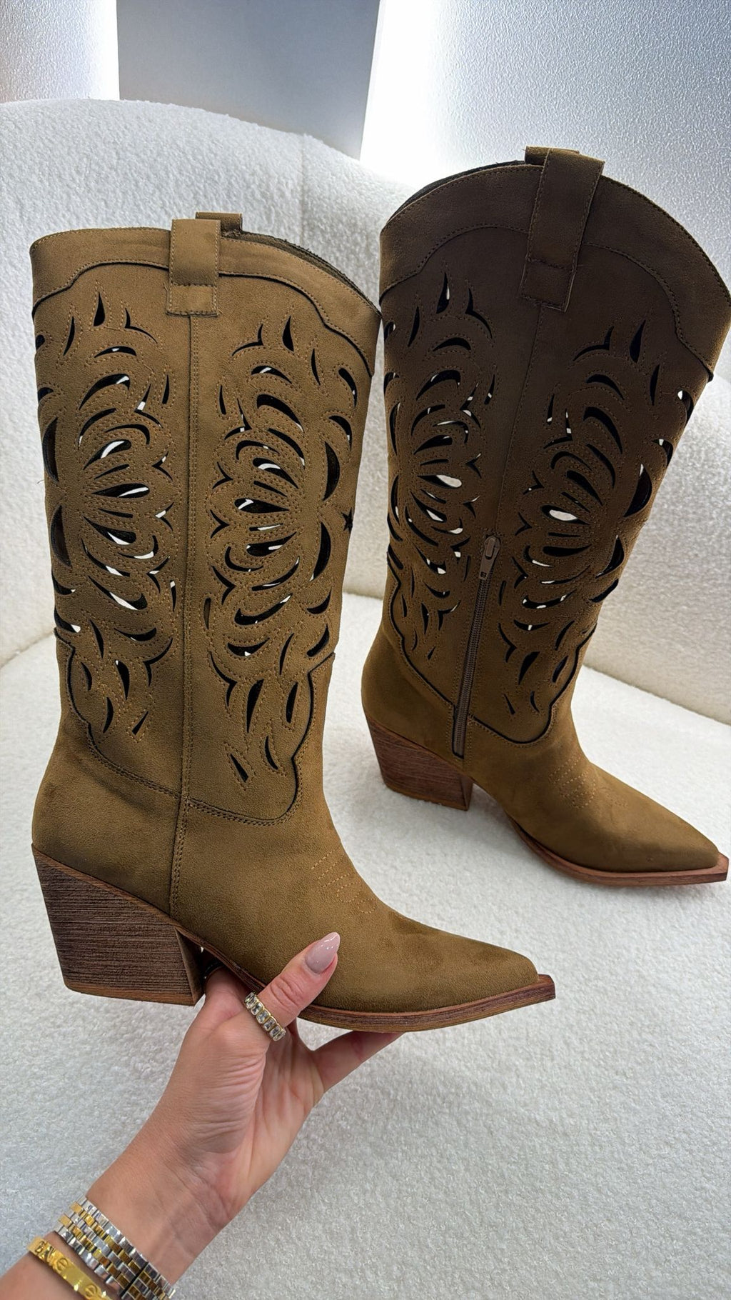 Texana Savannah - Corina