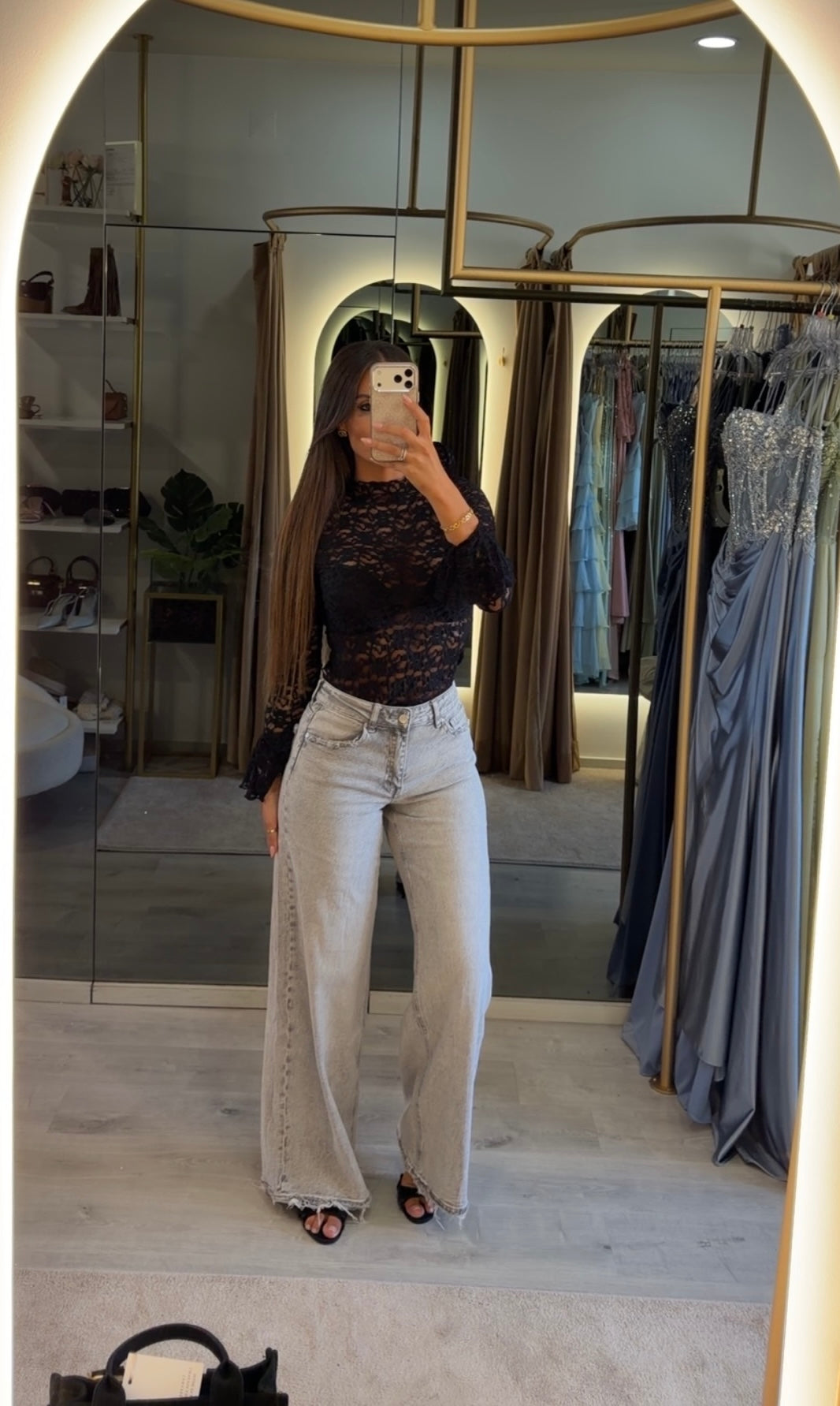 Calças Wide Leg Queen Hearts - Basic