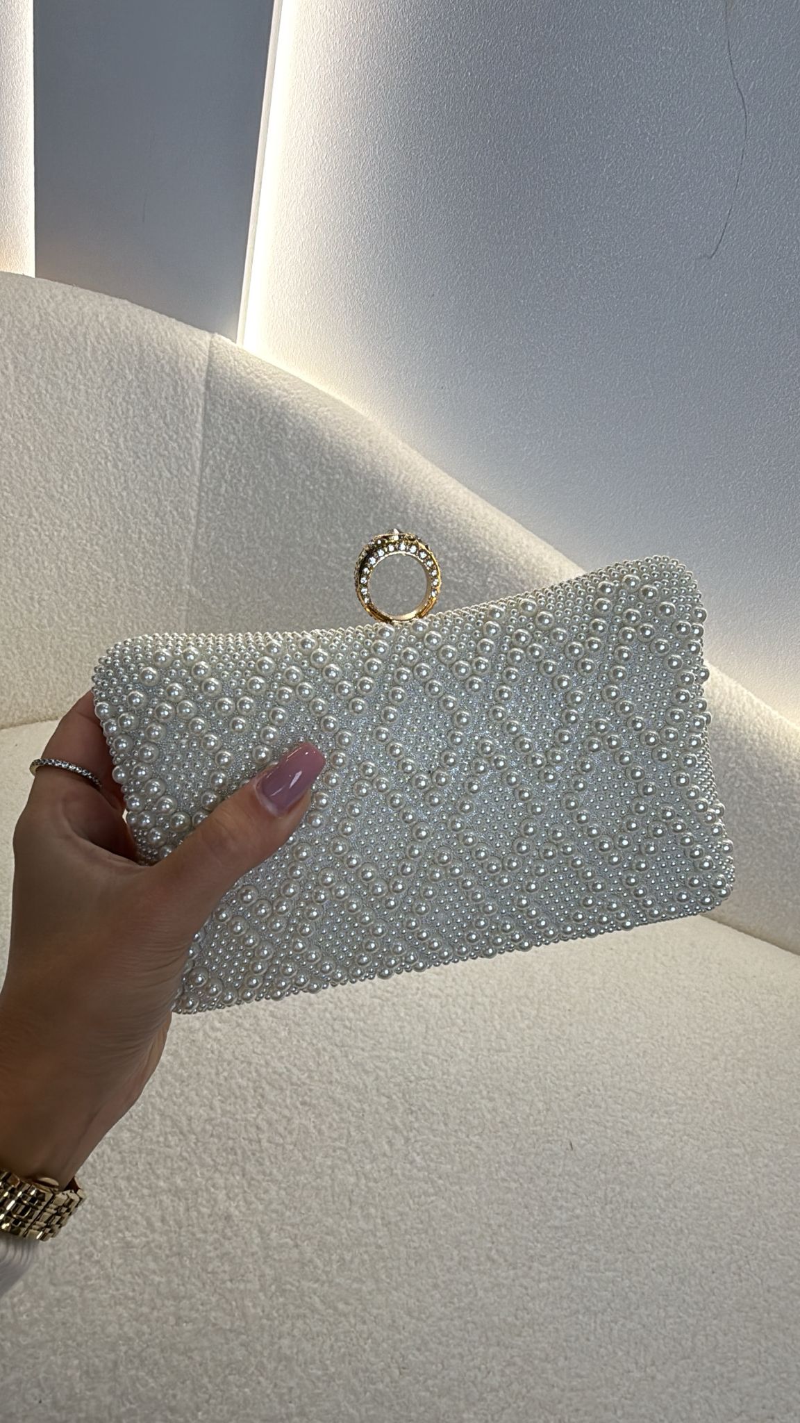 Pearl Ring Clutch