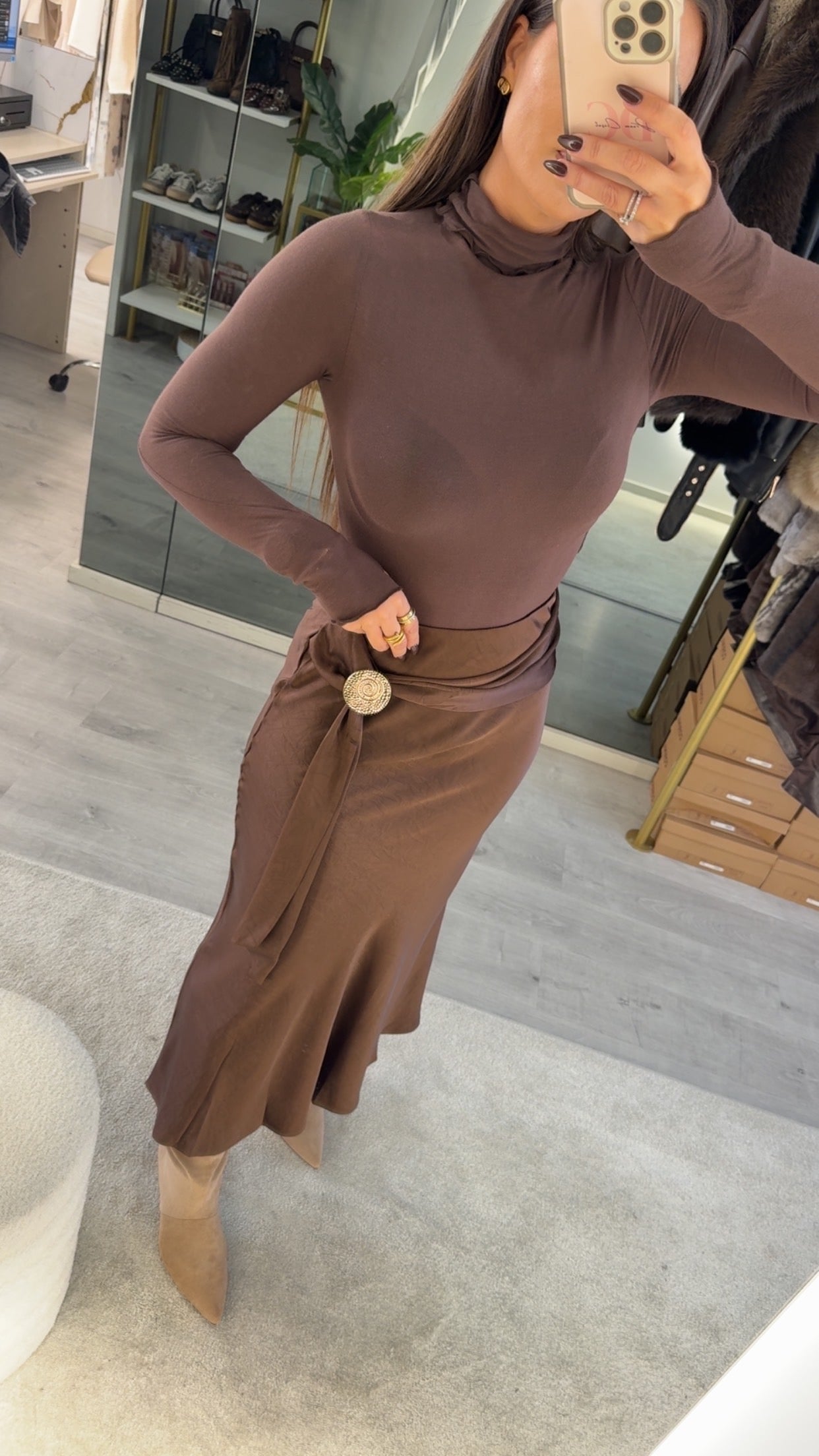 Saia Satin Choco