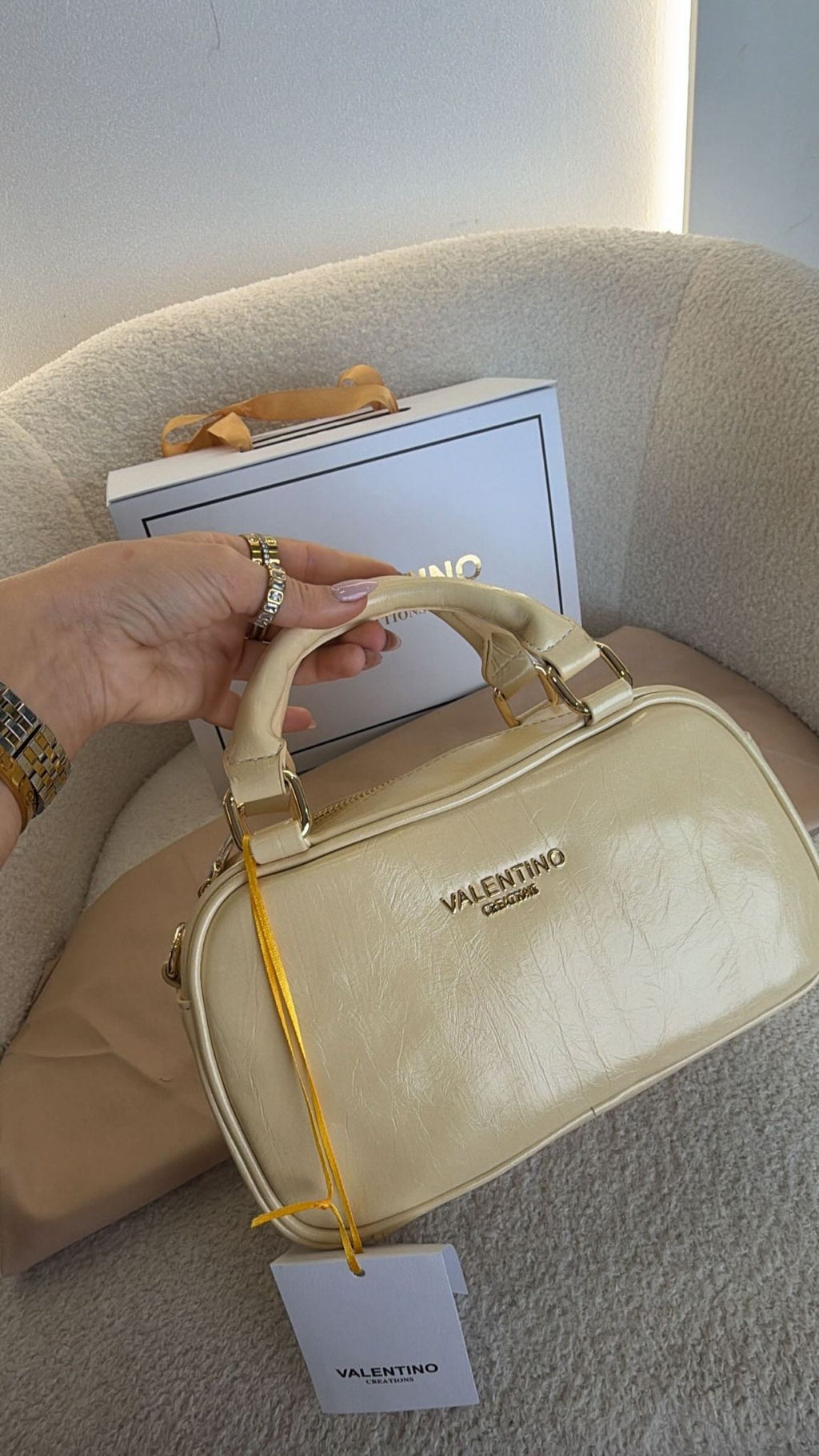 Mala Valentino Classy Touch