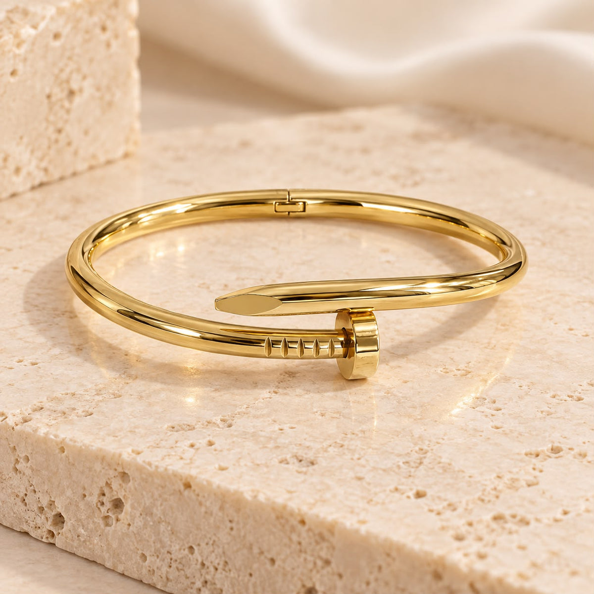 Pulseira Clou Doré