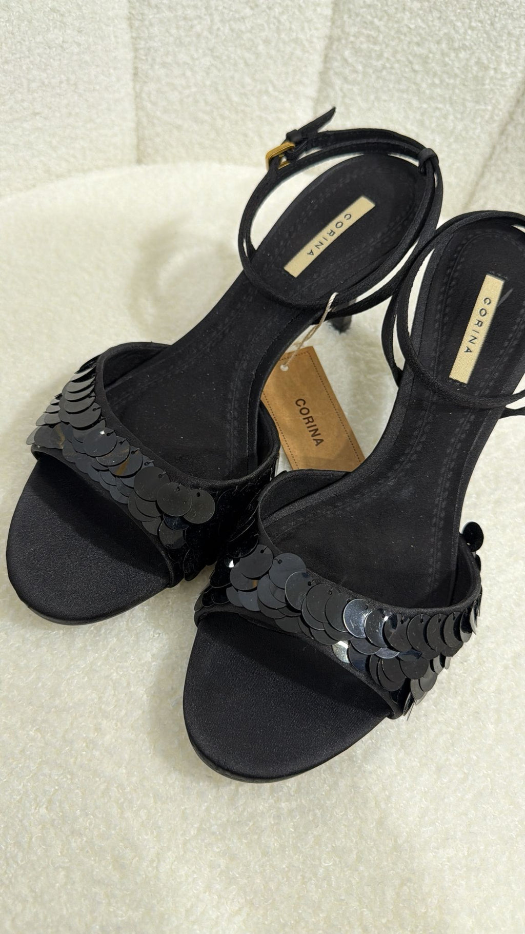 Sandália Elegance Shine - Corina
