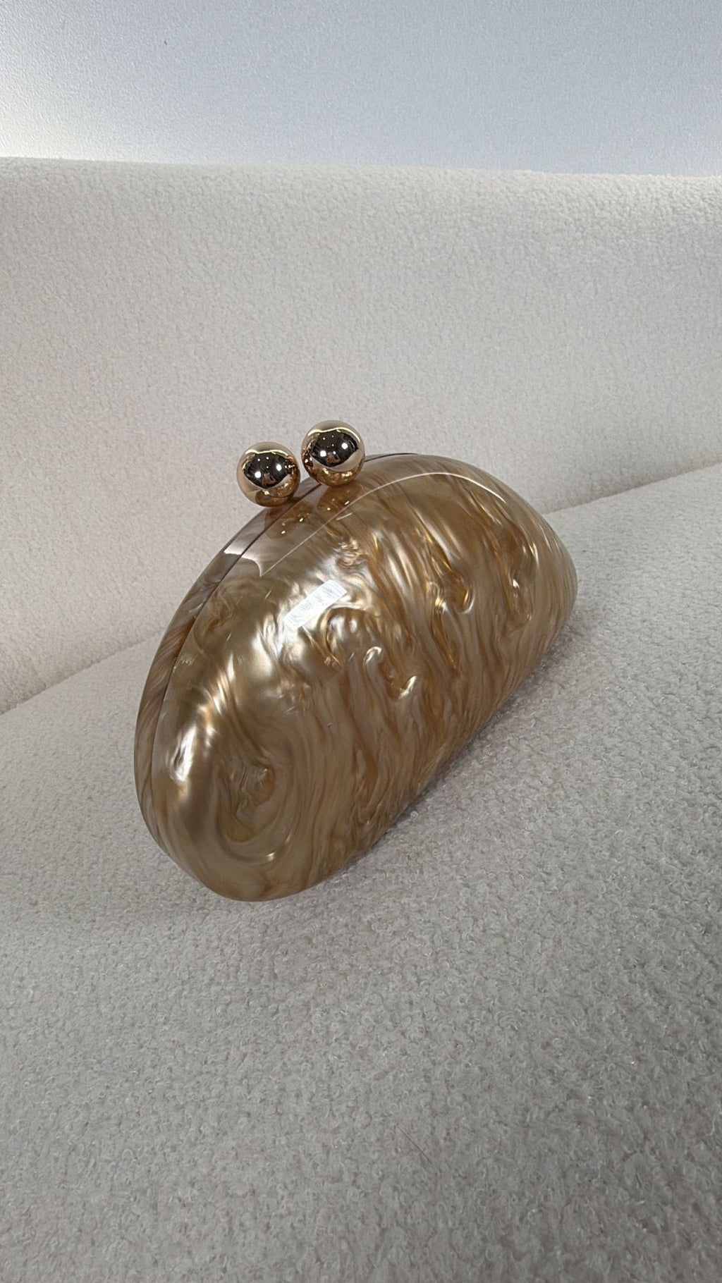 Clutch Marble Glow