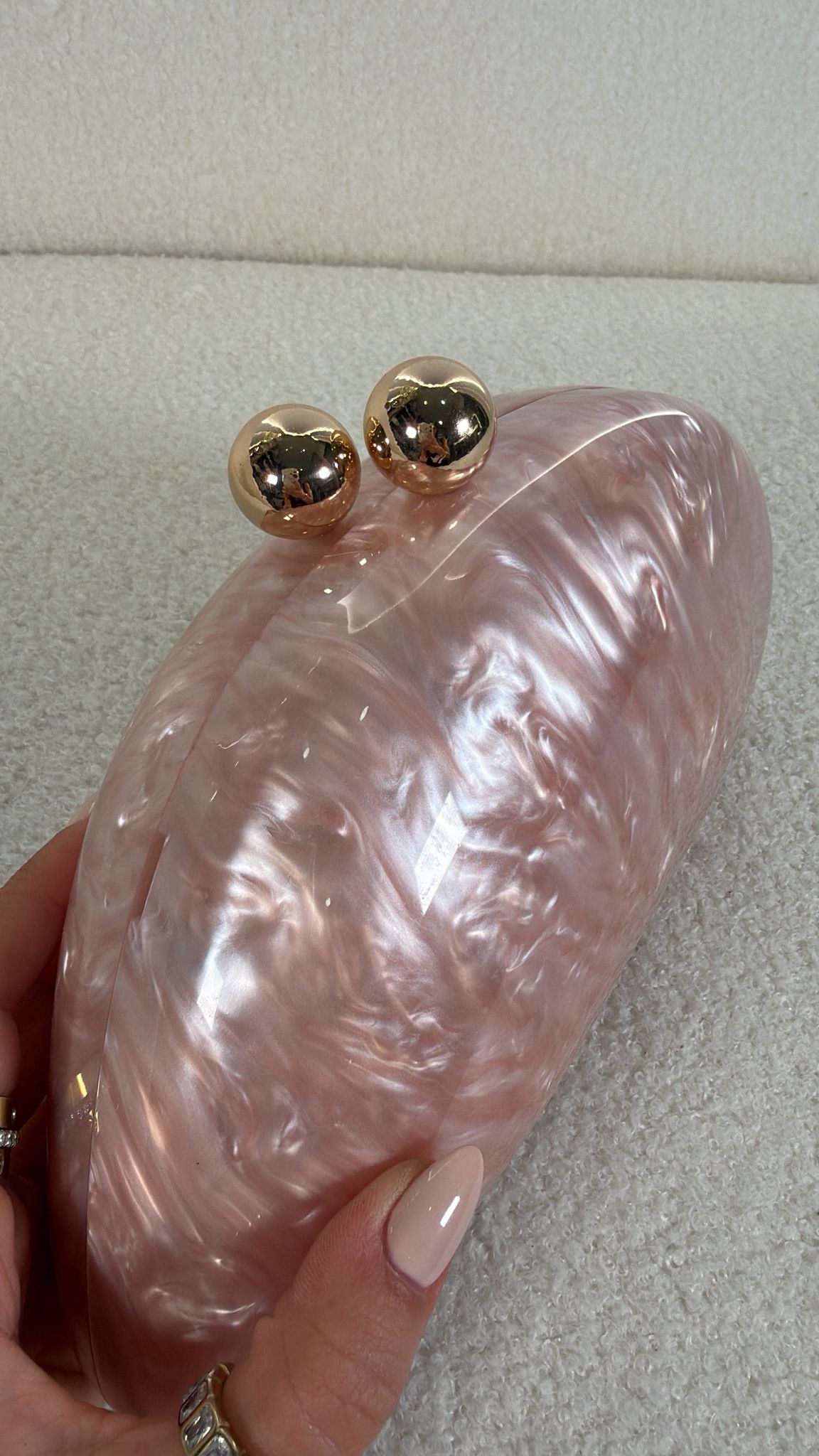 Clutch Marble Glow