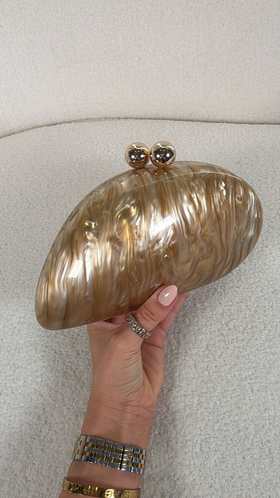 Clutch Marble Glow